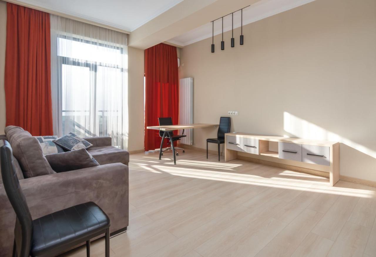 Hotel Alexandria Szaguramo Kültér fotó