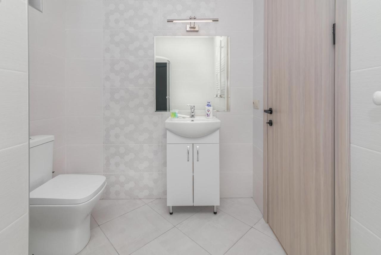 Hotel Alexandria Szaguramo Kültér fotó