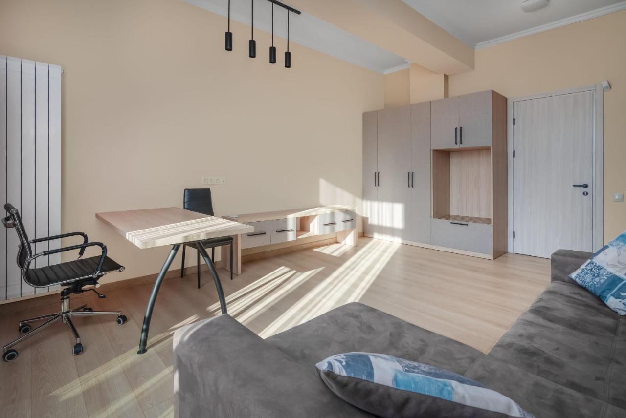 Hotel Alexandria Szaguramo Kültér fotó