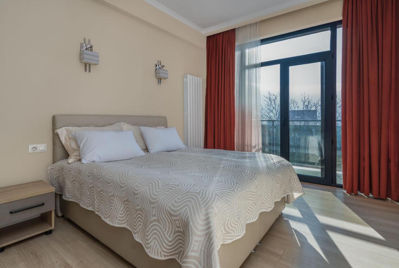 Hotel Alexandria Szaguramo Kültér fotó