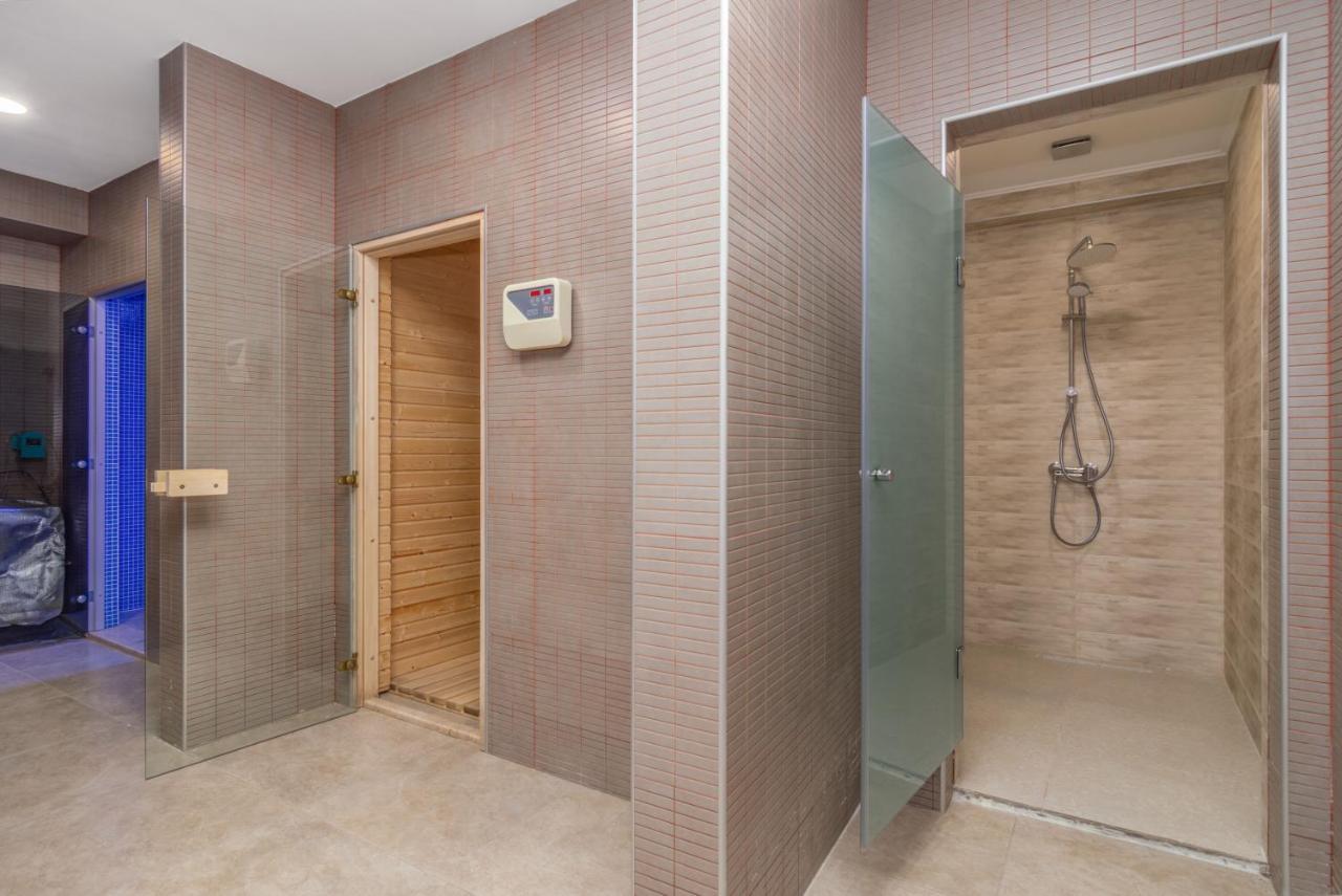 Hotel Alexandria Szaguramo Kültér fotó